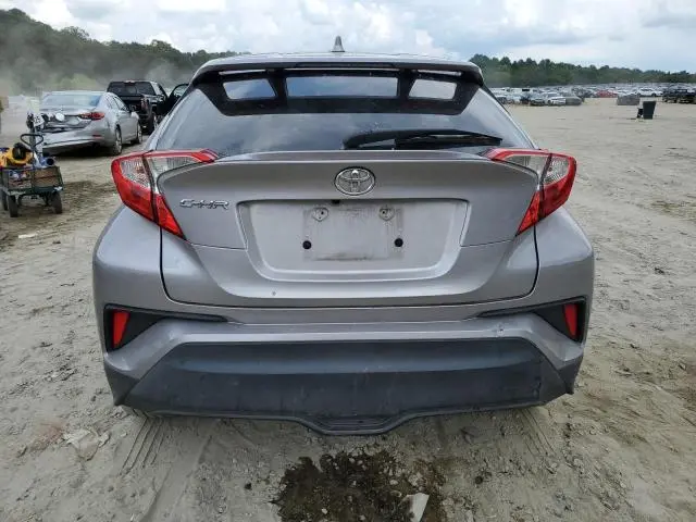 2019 TOYOTA C-HR XLE  