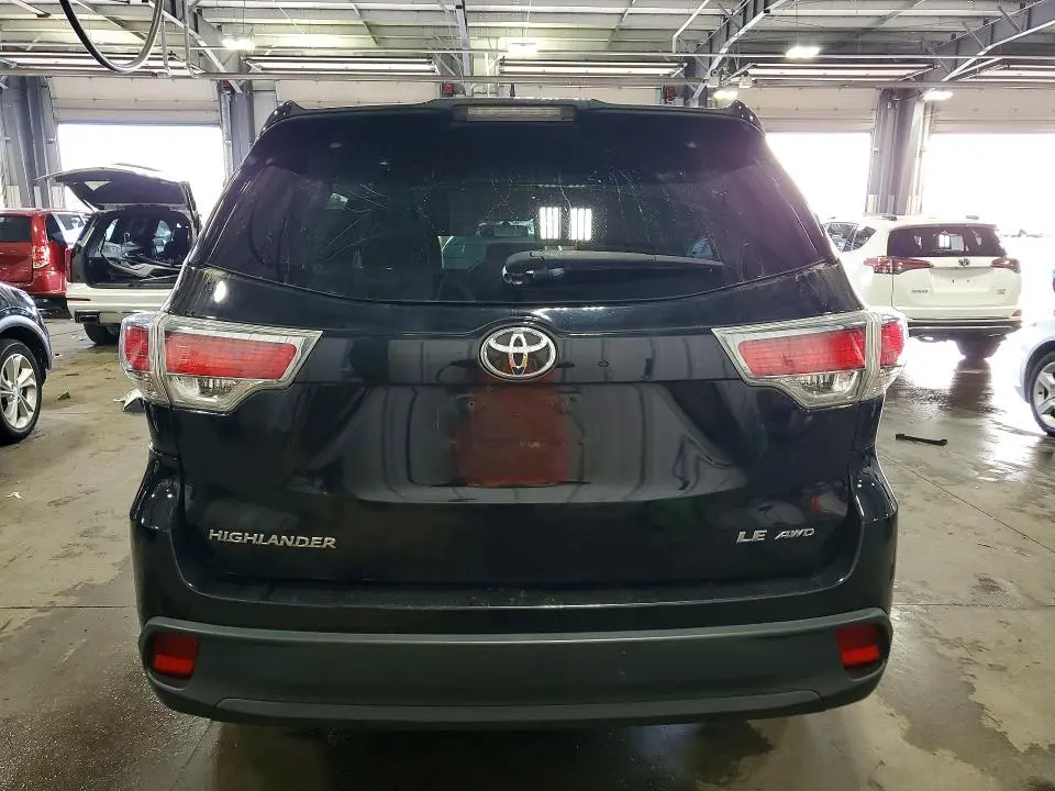 2016 TOYOTA HIGHLANDER LE PLUS  
