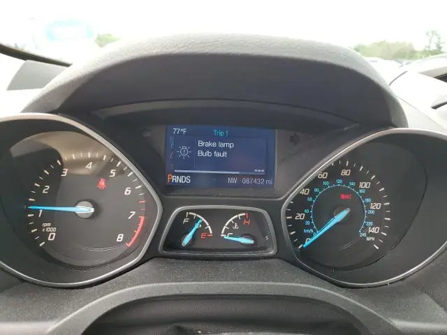 2015 FORD ESCAPE SE  