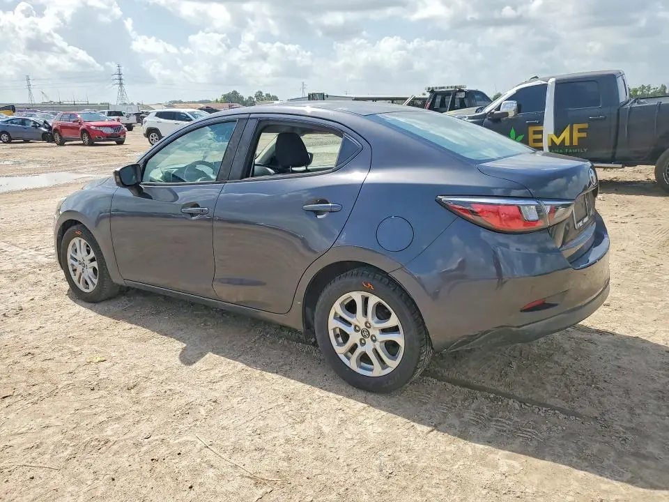 2018 TOYOTA YARIS IA BASE  