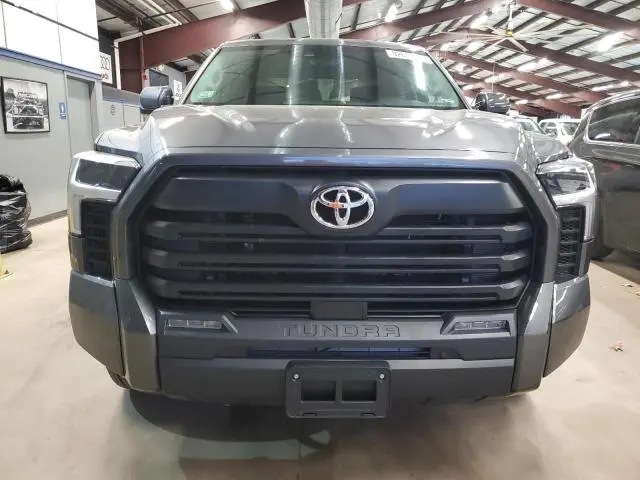 2024 TOYOTA TUNDRA CREWMAX SR  