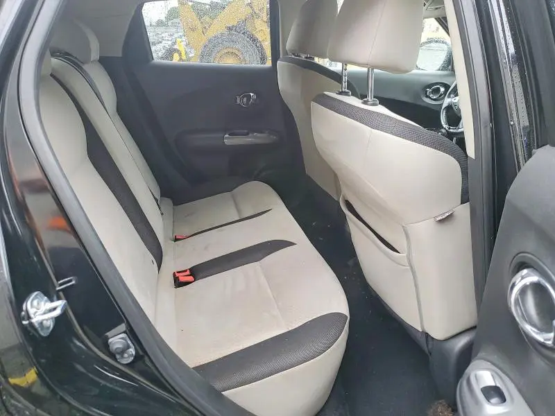 2014 NISSAN JUKE SV  