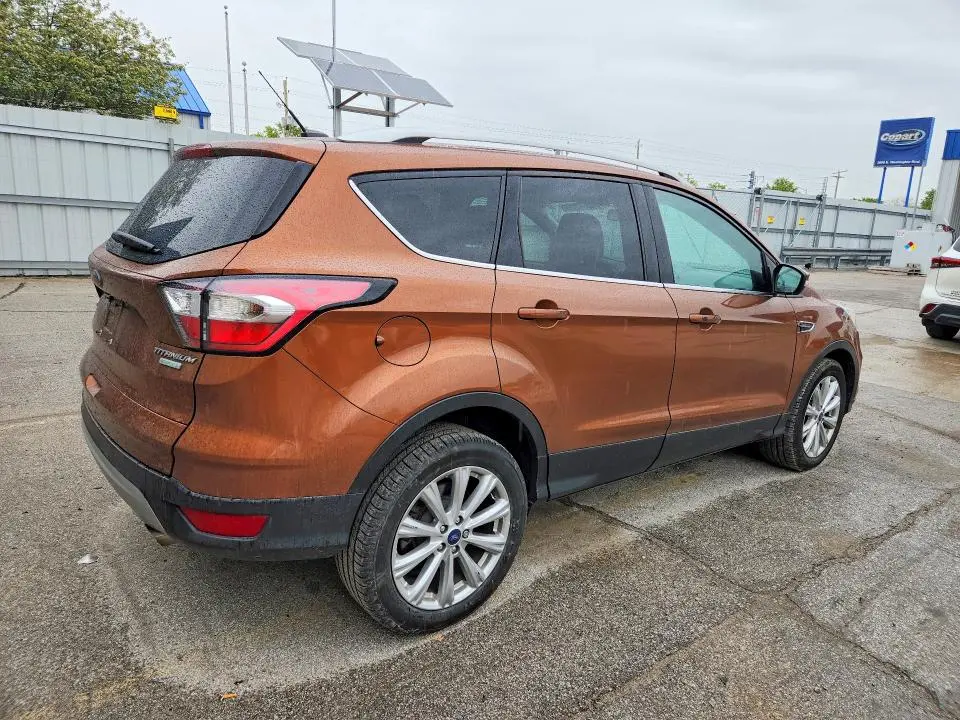2017 FORD ESCAPE TITANIUM  