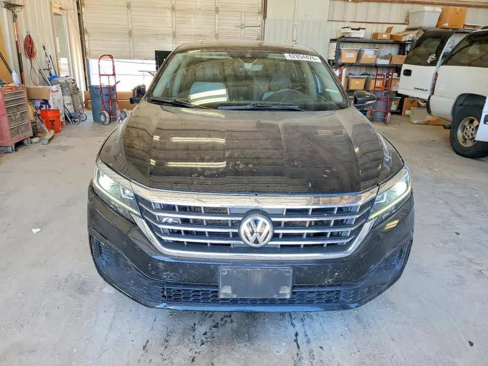 2020 VOLKSWAGEN PASSAT R-LINE  