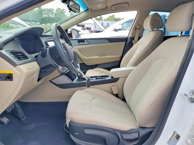 2017 HYUNDAI SONATA SE  