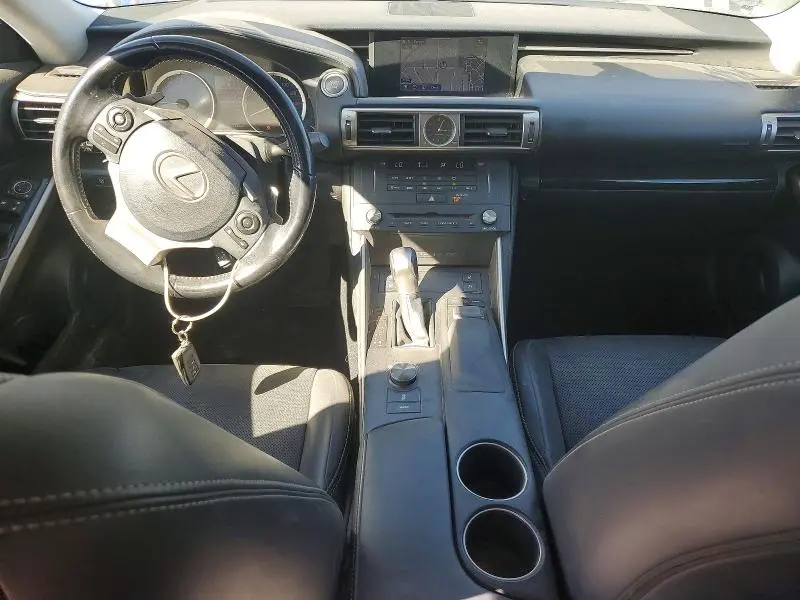 2016 LEXUS IS 200T  