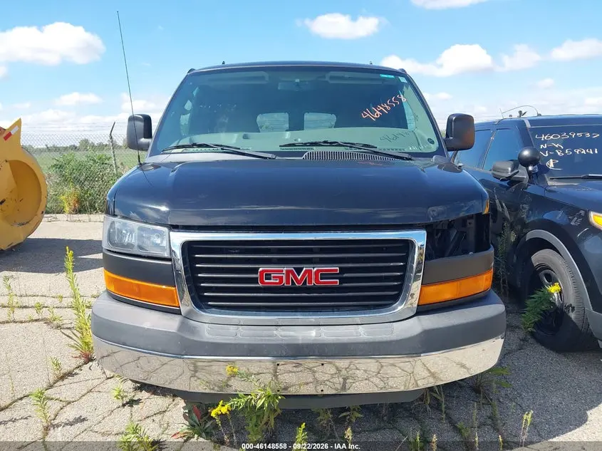 2013 GMC SAVANA 3500 LT