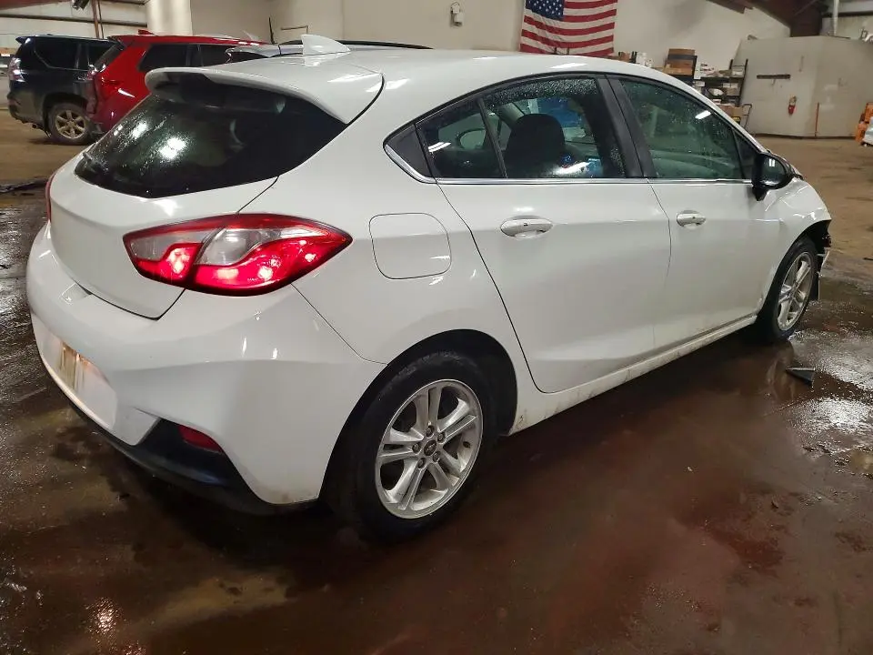 2018 CHEVROLET CRUZE LT  