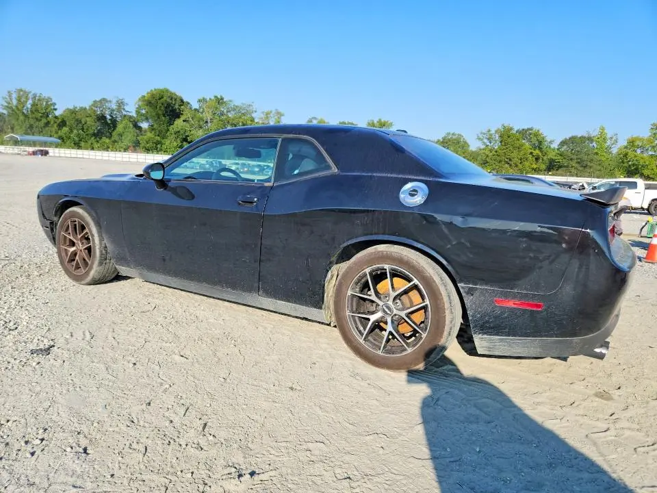 2015 DODGE CHALLENGER SXT  