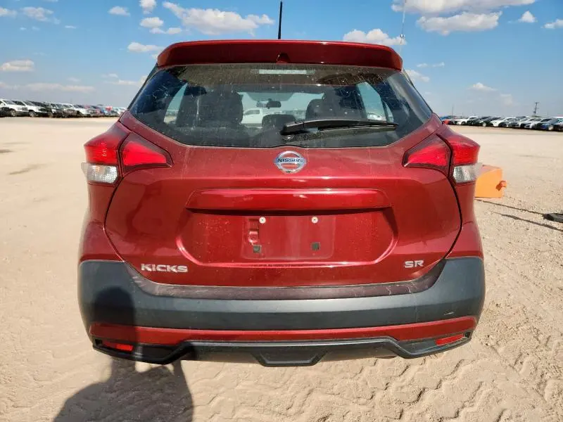 2018 NISSAN KICKS S  