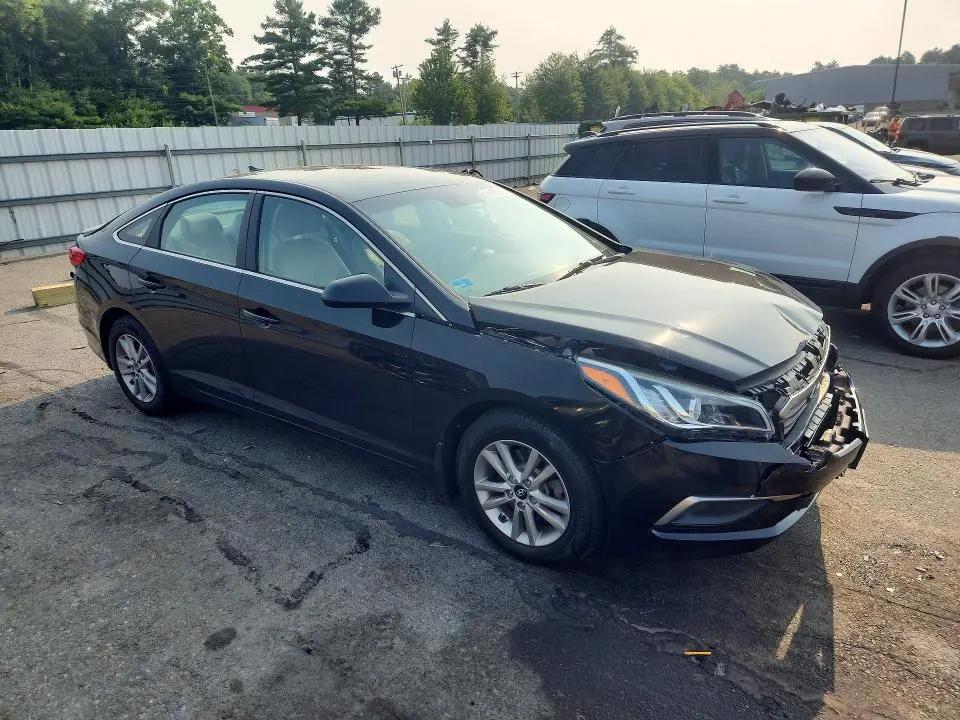 2017 HYUNDAI SONATA SE  