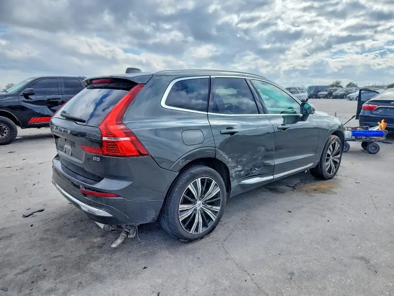 2022 VOLVO XC60 B5 INSCRIPTION  