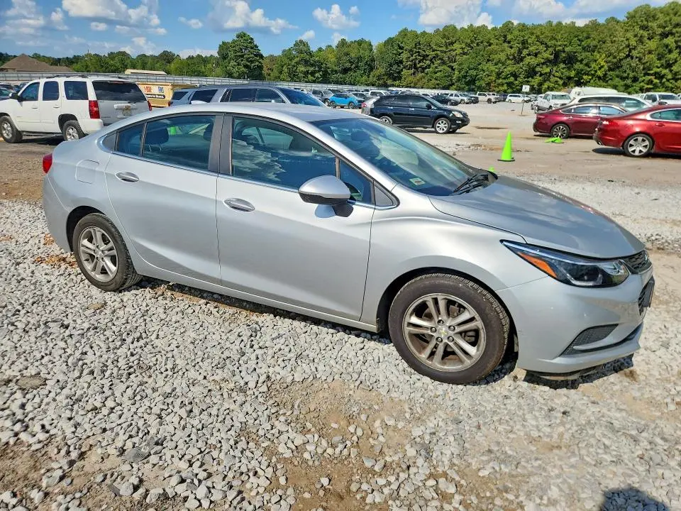 2016 CHEVROLET CRUZE LT  