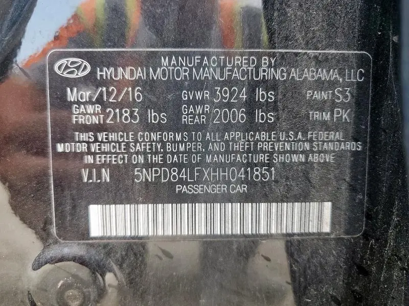2017 HYUNDAI ELANTRA SE  