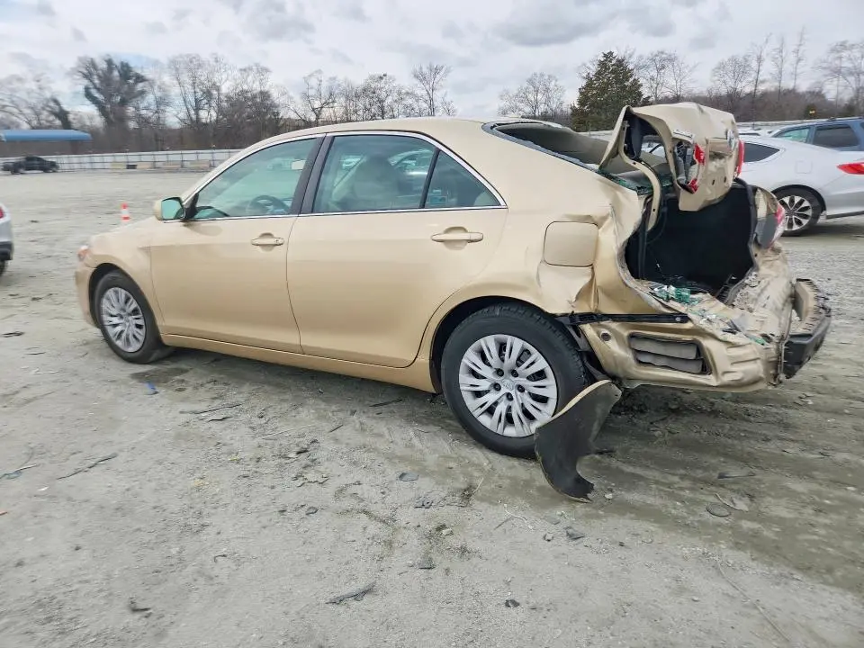 2011 TOYOTA CAMRY BASE  