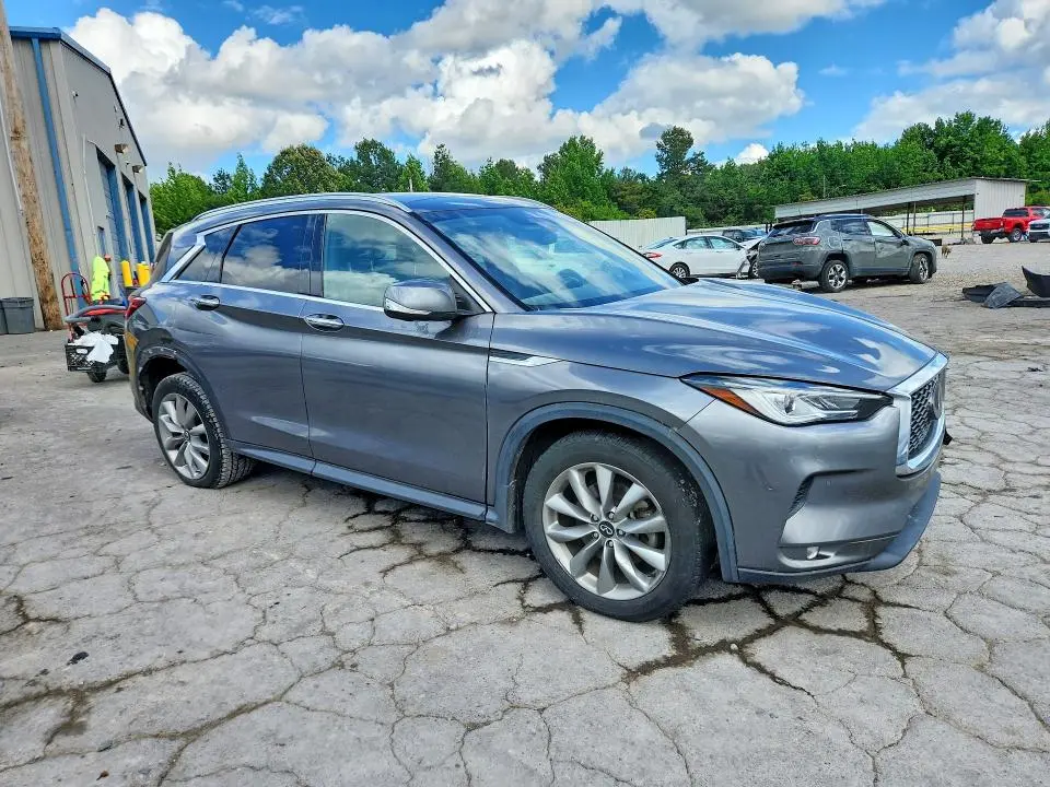 2022 INFINITI QX50 ESSENTIAL  