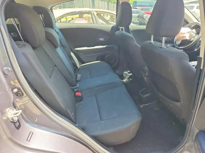 2017 HONDA HR-V LX  