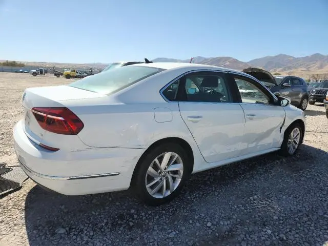 2018 VOLKSWAGEN PASSAT SE  