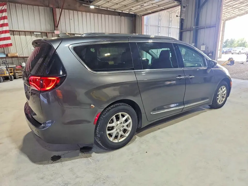 2020 CHRYSLER PACIFICA   