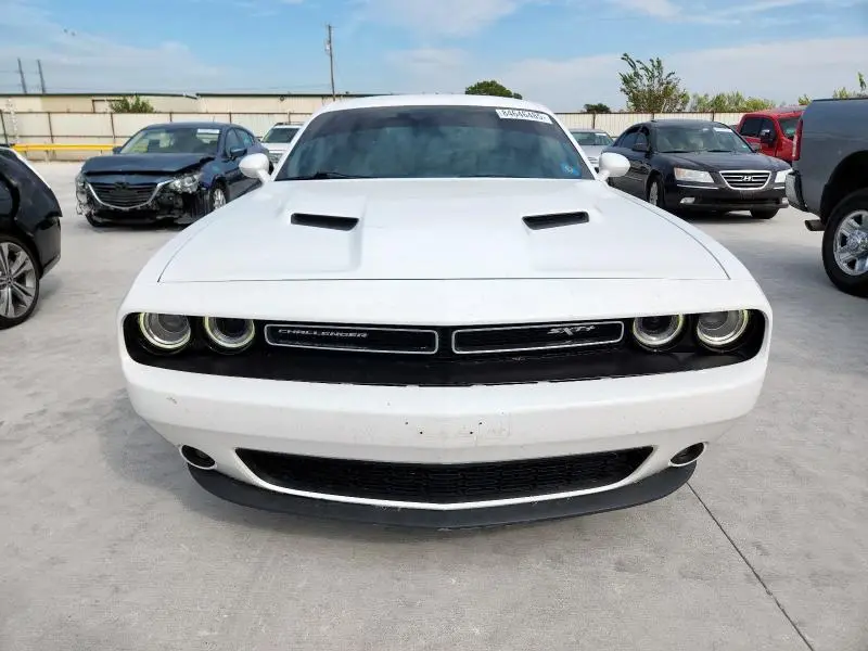 2019 DODGE CHALLENGER SXT  