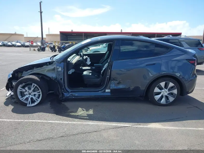 2022 TESLA MODEL Y LONG RANGE DUAL MOTOR ALL-WHEEL DRIVE