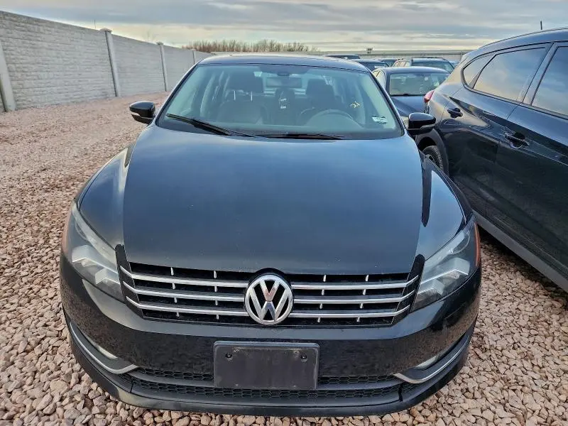 2013 VOLKSWAGEN PASSAT SEL  