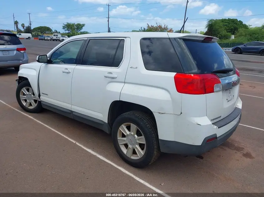 2013 GMC TERRAIN SLE-1