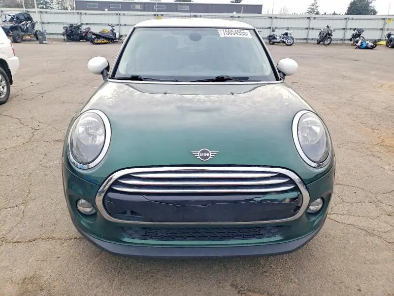 2019 MINI COOPER   