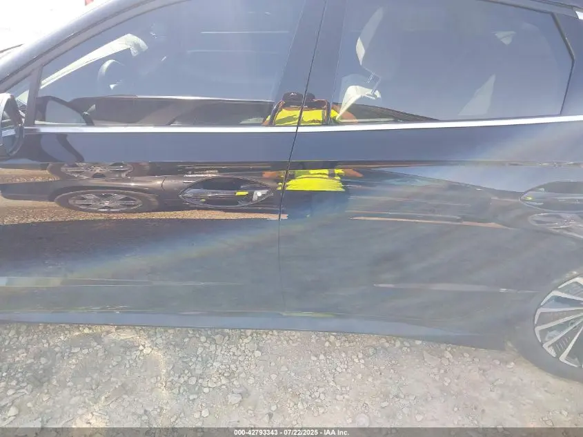 2024 HYUNDAI SONATA HYBRID LIMITED