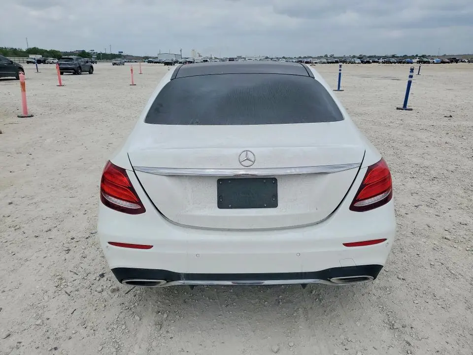 2019 MERCEDES-BENZ E 300  