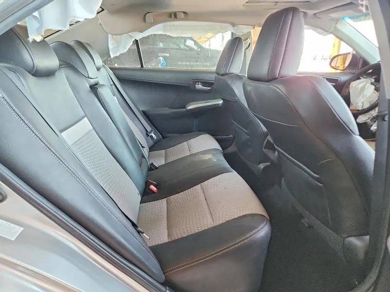 2012 TOYOTA CAMRY SE  