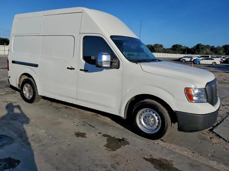 2016 NISSAN NV 2500 S  