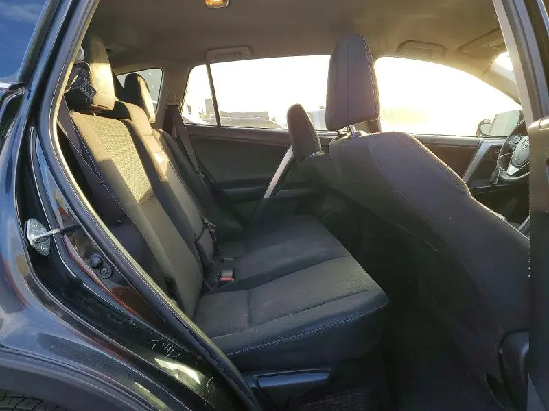 2018 TOYOTA RAV4 HV LE  