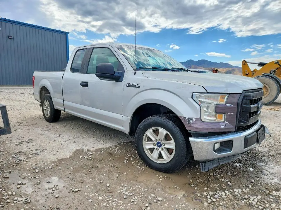 2017 FORD F150 SUPER CAB  