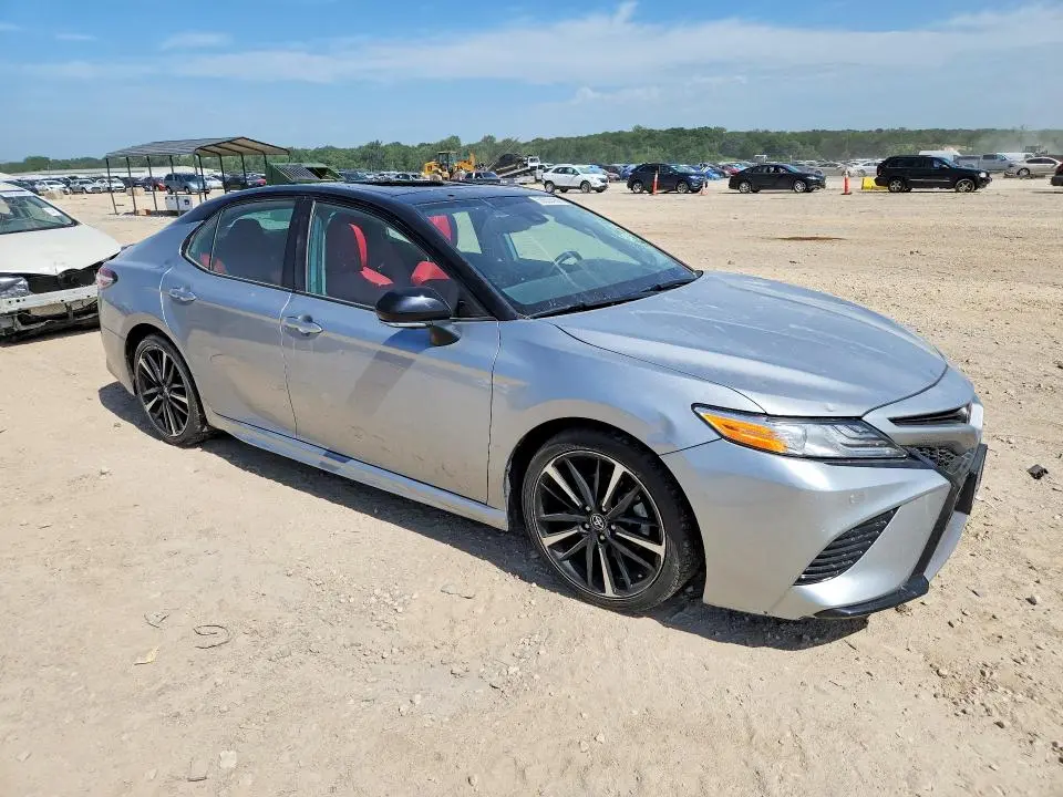 2020 TOYOTA CAMRY XSE V6  