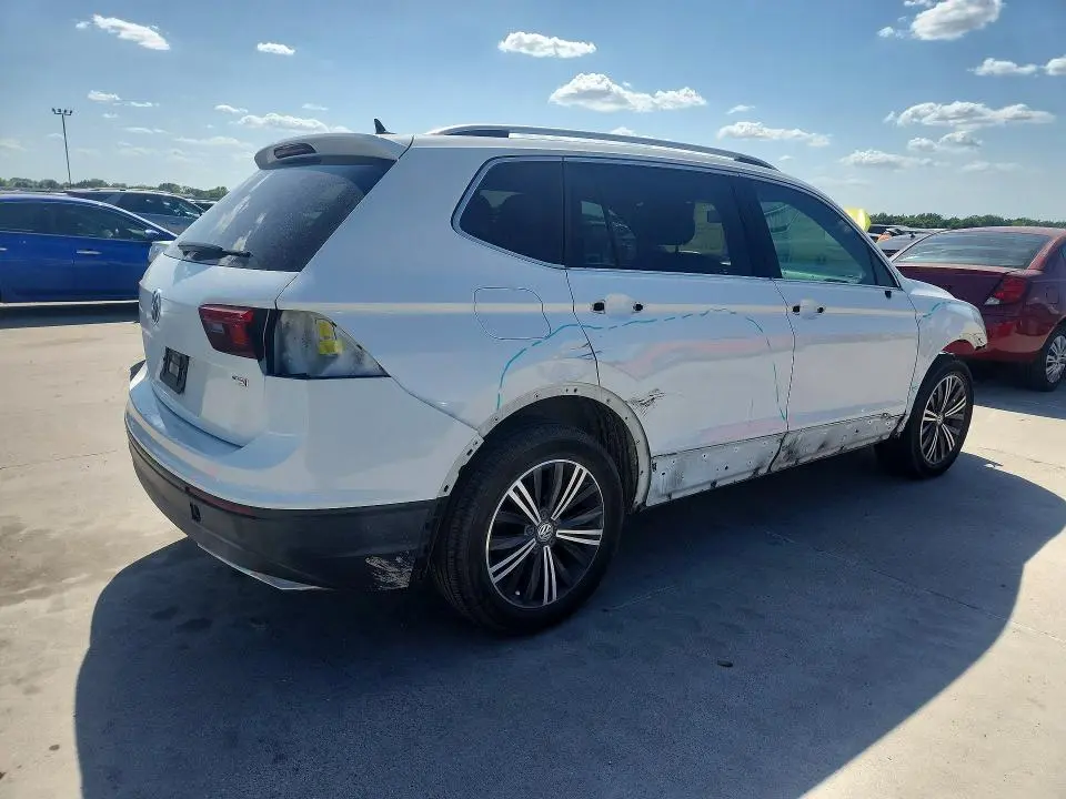 2018 VOLKSWAGEN TIGUAN SE  