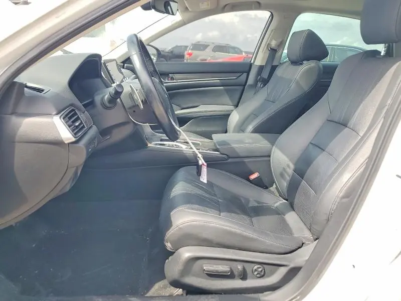 2020 HONDA ACCORD TOURING HYBRID  