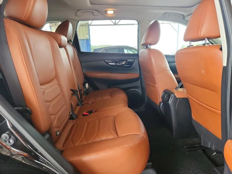 2018 NISSAN ROGUE SL  