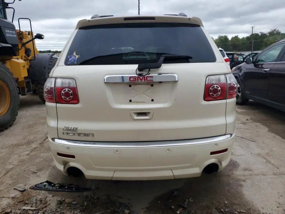 2011 GMC ACADIA DENALI  