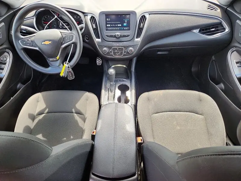 2017 CHEVROLET MALIBU LT  