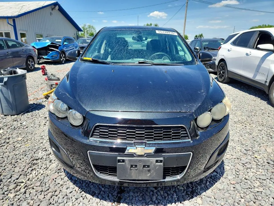 2015 CHEVROLET SONIC LT  