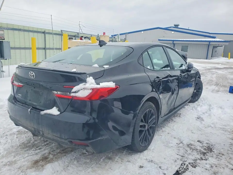 2025 TOYOTA CAMRY   