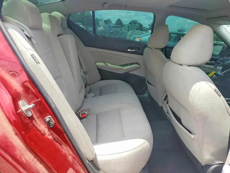 2019 NISSAN ALTIMA SV  