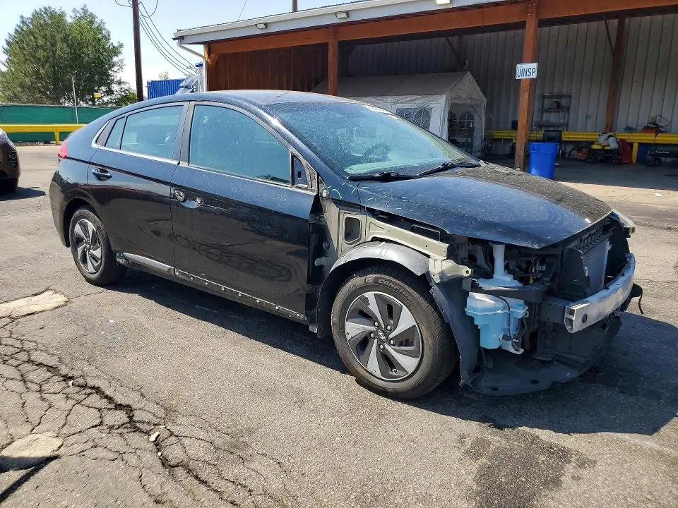 2017 HYUNDAI IONIQ SEL  