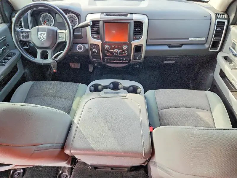 2016 RAM 2500 SLT  