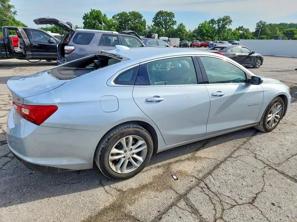 2017 CHEVROLET MALIBU LT  