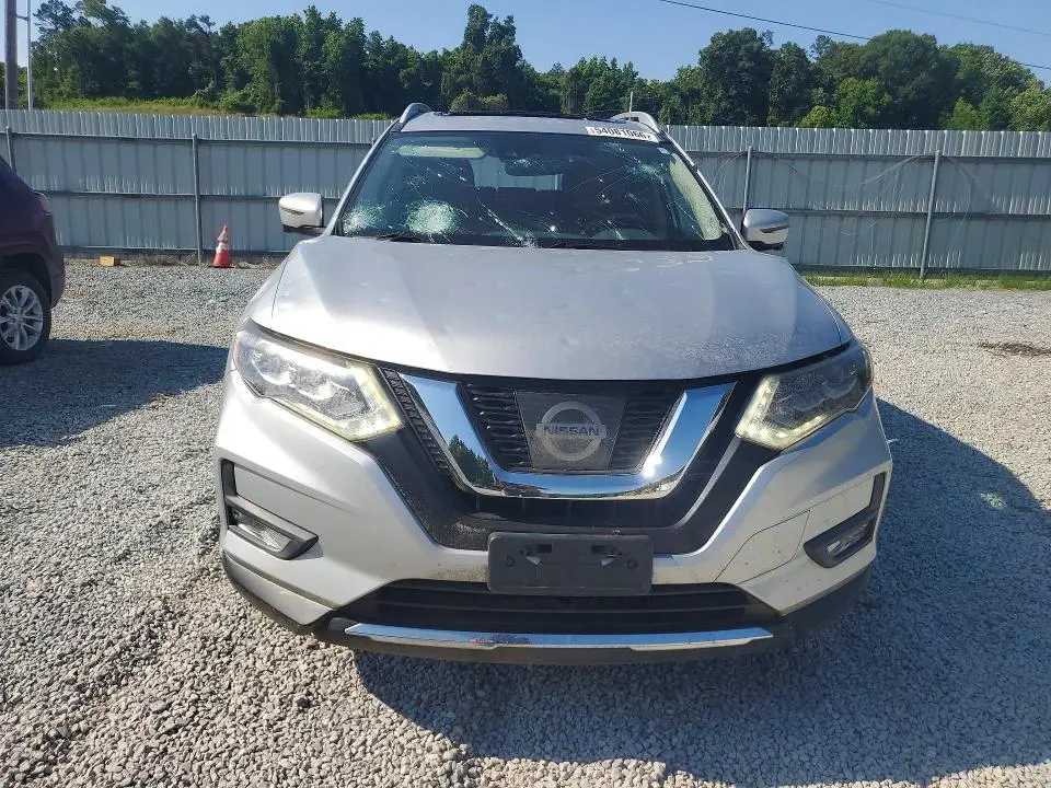 2017 NISSAN ROGUE SL  