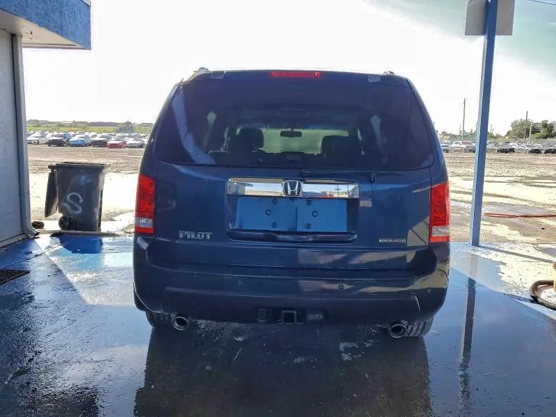 2010 HONDA PILOT TOURING  