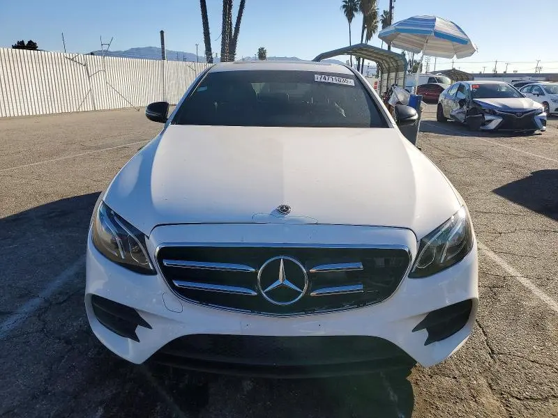 2019 MERCEDES-BENZ E 300  