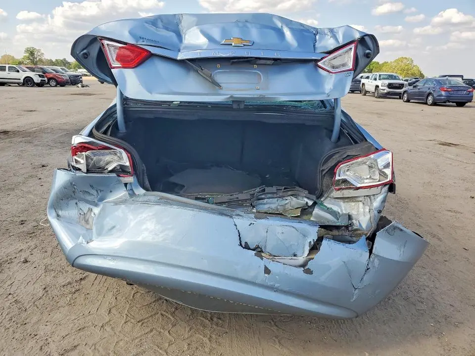 2014 CHEVROLET IMPALA LT  